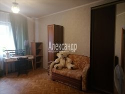 3-комнатная квартира (98м2) на продажу по адресу Луначарского пр., 52— фото 3 из 47
