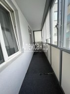 1-комнатная квартира (31м2) на продажу по адресу Мурино г., Петровский бул., 14— фото 7 из 10
