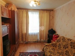 2-комнатная квартира (43м2) на продажу по адресу Петровское пос., Шоссейная ул., 17— фото 12 из 31