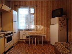 1-комнатная квартира (38м2) на продажу по адресу Ленинский просп., 92— фото 15 из 21