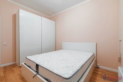 2-комнатная квартира (62м2) на продажу по адресу Дыбенко ул., 8— фото 9 из 21