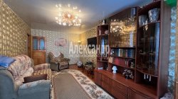 3-комнатная квартира (61м2) на продажу по адресу Светогорск г., Пограничная ул., 9— фото 7 из 22