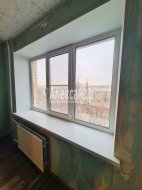 Комната в 9-комнатной квартире (601м2) на продажу по адресу Маршала Говорова ул., 8— фото 3 из 14
