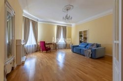 5-комнатная квартира (130м2) на продажу по адресу Почтамтская ул., 13— фото 3 из 24