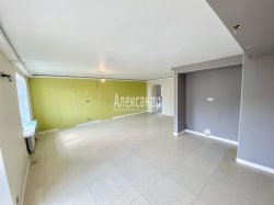 3-комнатная квартира (112м2) на продажу по адресу Комендантский просп., 27— фото 4 из 26