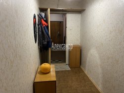 1-комнатная квартира (37м2) на продажу по адресу Октябрьская наб., 124— фото 4 из 25
