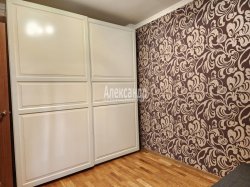 2-комнатная квартира (41м2) на продажу по адресу Карбышева ул., 10— фото 6 из 20