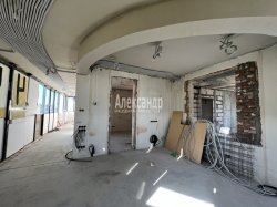 4-комнатная квартира (121м2) на продажу по адресу Адмирала Коновалова ул., 2-4— фото 13 из 18