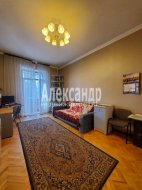 Комната в 3-комнатной квартире (89м2) на продажу по адресу Стахановцев ул., 16— фото 3 из 15