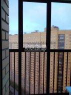 2-комнатная квартира (51м2) на продажу по адресу Михаила Дудина ул., 10— фото 9 из 25