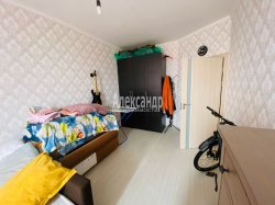 2-комнатная квартира (68м2) на продажу по адресу Лыжный пер., 4— фото 7 из 24