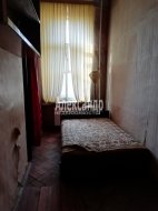 Комната в 6-комнатной квартире (195м2) на продажу по адресу Синопская наб., 30— фото 10 из 25