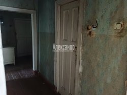 2-комнатная квартира (57м2) на продажу по адресу Красава пос., 7— фото 7 из 18