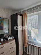 1-комнатная квартира (31м2) на продажу по адресу Ломоносов г., Скуридина ул., 2— фото 2 из 16