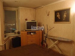 2-комнатная квартира (54м2) на продажу по адресу Будапештская ул., 104— фото 6 из 17