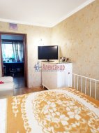 3-комнатная квартира (60м2) на продажу по адресу Луначарского пр., 94— фото 4 из 22