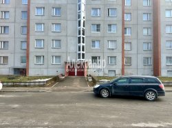 2-комнатная квартира (57м2) на продажу по адресу Приозерск г., Суворова ул., 31— фото 2 из 17