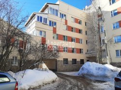 2-комнатная квартира (55м2) на продажу по адресу Зеленогорск г., Комсомольская ул., 6— фото 13 из 15