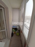 1-комнатная квартира (36м2) на продажу по адресу Ветеранов просп., 87— фото 7 из 19