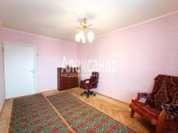 3-комнатная квартира (68м2) на продажу по адресу Выборг г., Кутузова бул., 7— фото 8 из 19