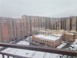 2-комнатная квартира (57м2) на продажу по адресу Кудрово г., Ленинградская ул., 5— фото 9 из 11