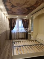2-комнатная квартира (64м2) на продажу по адресу Октябрьская наб., 126— фото 15 из 33