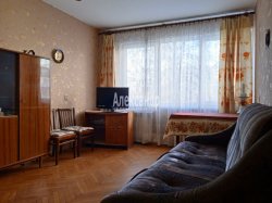 2-комнатная квартира (47м2) на продажу по адресу Тамбасова ул., 8— фото 2 из 23