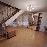 3-комнатная квартира (71м2) на продажу по адресу Новосмоленская наб., 1— фото 3 из 40