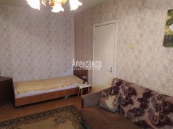 1-комнатная квартира (40м2) на продажу по адресу Тосно г., Островского ул., 17— фото 6 из 13