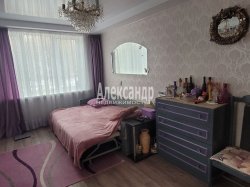 1-комнатная квартира (31м2) на продажу по адресу Солдата Корзуна ул., 44— фото 3 из 18