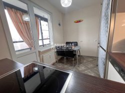 2-комнатная квартира (54м2) на продажу по адресу Маршала Казакова ул., 78— фото 12 из 32
