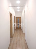 4-комнатная квартира (80м2) на продажу по адресу Коломенская ул., 10— фото 4 из 19
