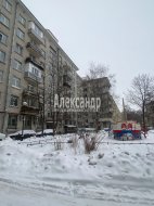 2-комнатная квартира (55м2) на продажу по адресу Краснопутиловская ул., 8— фото 4 из 31