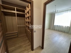 2-комнатная квартира (60м2) на продажу по адресу Адмирала Коновалова ул., 2-4— фото 12 из 29