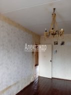 3-комнатная квартира (64м2) на продажу по адресу Кузнечное пос., Гагарина ул., 1— фото 3 из 21