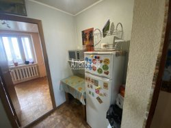 2 комнаты в 12-комнатной квартире (235м2) на продажу по адресу Энгельса пр., 149— фото 3 из 22