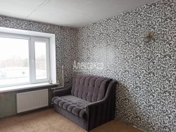 Комната в 8-комнатной квартире (378м2) на продажу по адресу Выборг г., Данилова ул., 1— фото 3 из 9