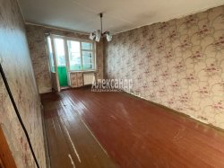 2-комнатная квартира (47м2) на продажу по адресу Кировск г., Новая ул., 11— фото 3 из 15