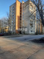 1-комнатная квартира (31м2) на продажу по адресу Кузьмоловский пос., Школьная ул., 9-А— фото 2 из 10
