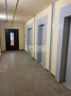 3-комнатная квартира (77м2) на продажу по адресу Шушары пос., Новгородский просп., 2— фото 13 из 17