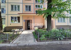 3-комнатная квартира (61м2) на продажу по адресу Маршала Блюхера просп., 51— фото 18 из 32