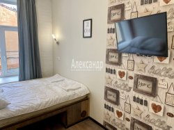 7-комнатная квартира (12м2) на продажу по адресу Лиговский пр., 110— фото 2 из 6