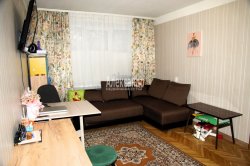 2-комнатная квартира (43м2) на продажу по адресу Школьная ул., 62— фото 9 из 23