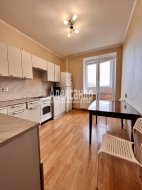1-комнатная квартира (42м2) на продажу по адресу Ворошилова ул., 33— фото 5 из 25