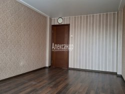 2-комнатная квартира (46м2) на продажу по адресу Новоселов ул., 15— фото 2 из 16
