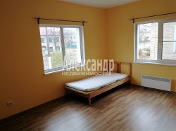 4-комнатная квартира (131м2) на продажу по адресу Подпорожье г., Исакова ул., 2— фото 16 из 37