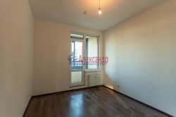 4-комнатная квартира (108м2) на продажу по адресу Новолитовская ул., 14— фото 5 из 31