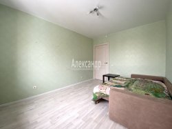 3-комнатная квартира (78м2) на продажу по адресу Кушелевская дор., 5— фото 8 из 22