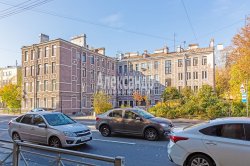 2-комнатная квартира (43м2) на продажу по адресу Новоладожская ул., 12— фото 10 из 13