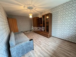 2-комнатная квартира (44м2) на продажу по адресу Светогорск г., Пограничная ул., 5— фото 3 из 21